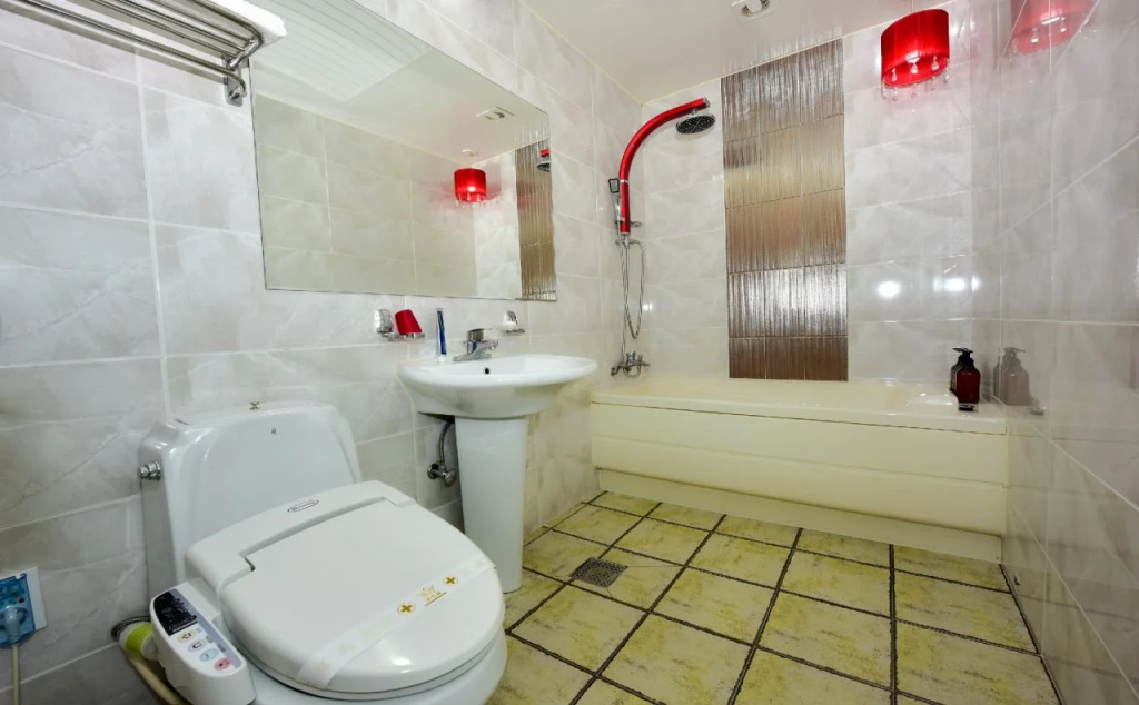 Queen Hotel