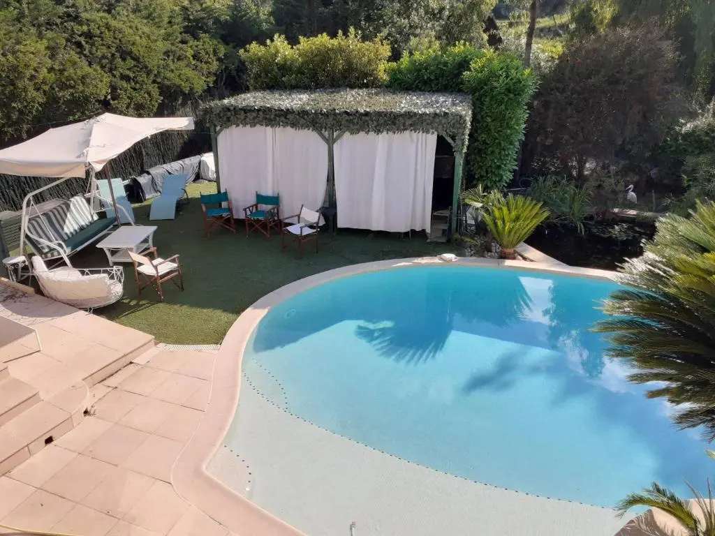 Juan Les Pins Near Cannes Beaches 18-20 Guests