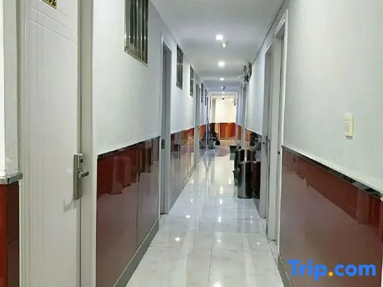 Yishangju Hostel (Shanghai Huashan Road)