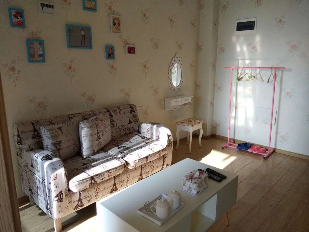 Wuhan Loving Home Apartment