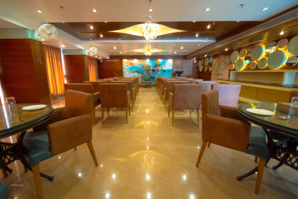 RG Exclusive Hotel-Akola