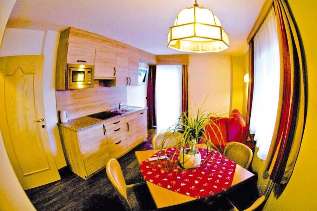 Cosy apartment house Diamant in Santa Cristina