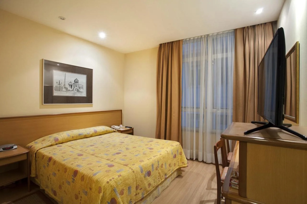 Windsor Asturias Hotel