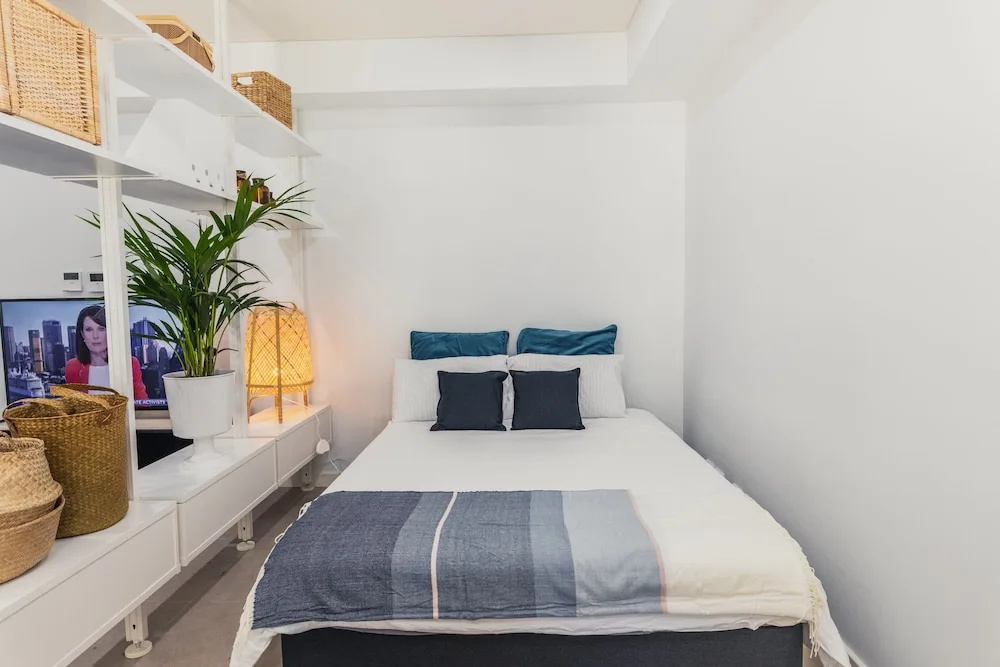 mascot apartment