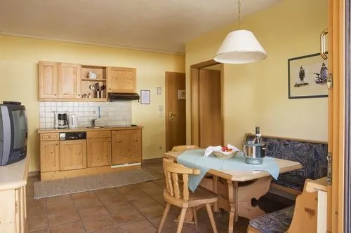 Montana Apartments