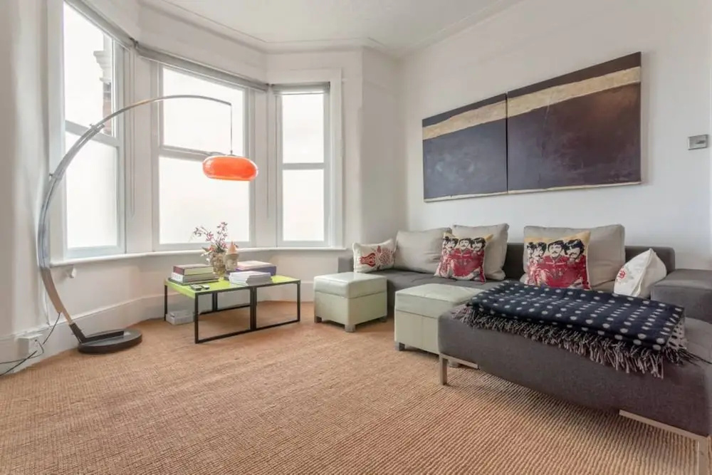 2 Bedroom Home in White City Shepherds Bush