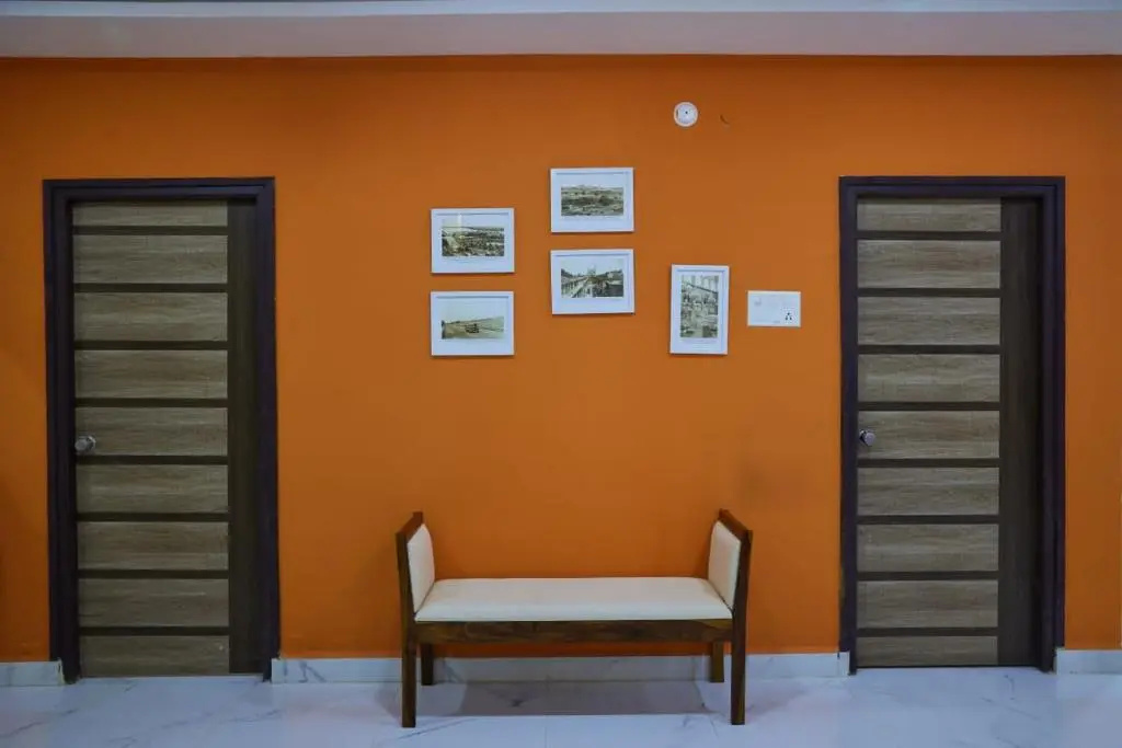 Chill place : 3 BHK with AC bedrooms and functional kitchen