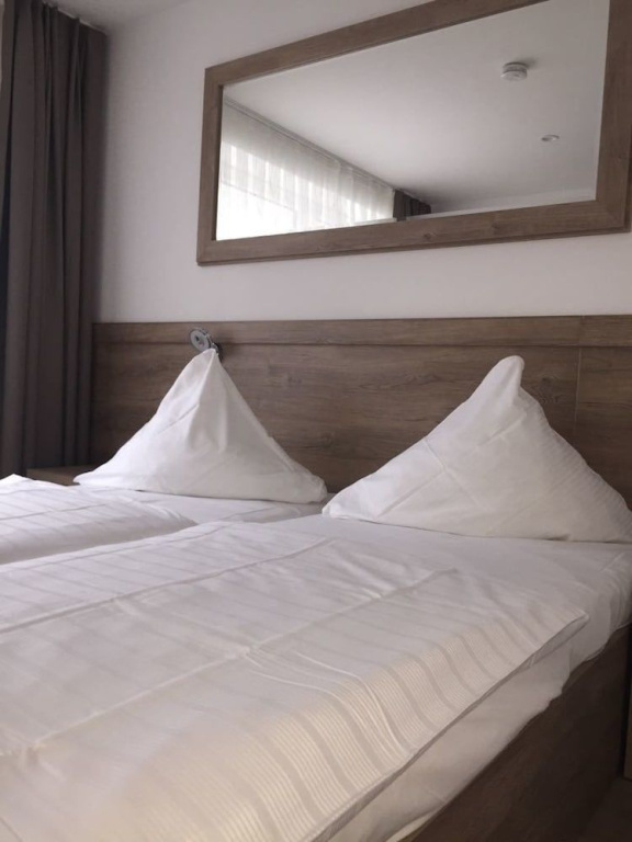 AVI City Grand Apartments