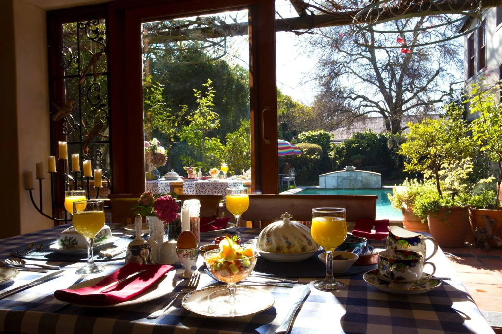 10 Alexander B&B