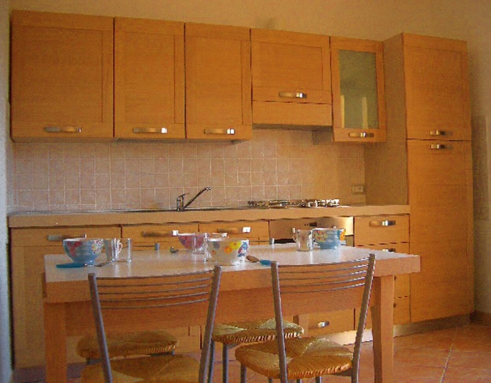 2 Bed Flat - Sleeps 4 - Garden - Parking - Wifi