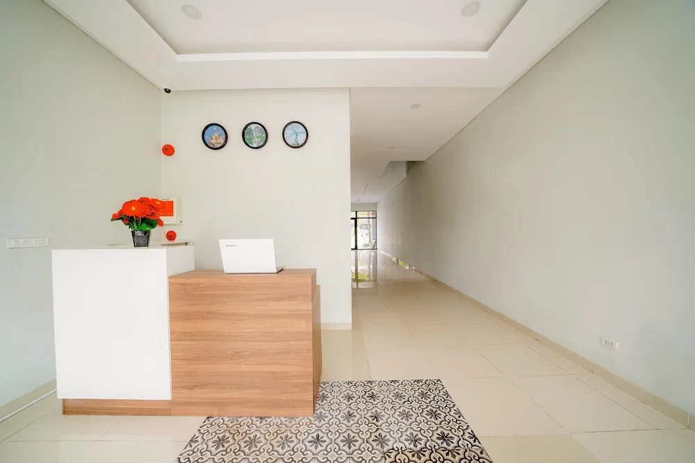 Happy Apartment