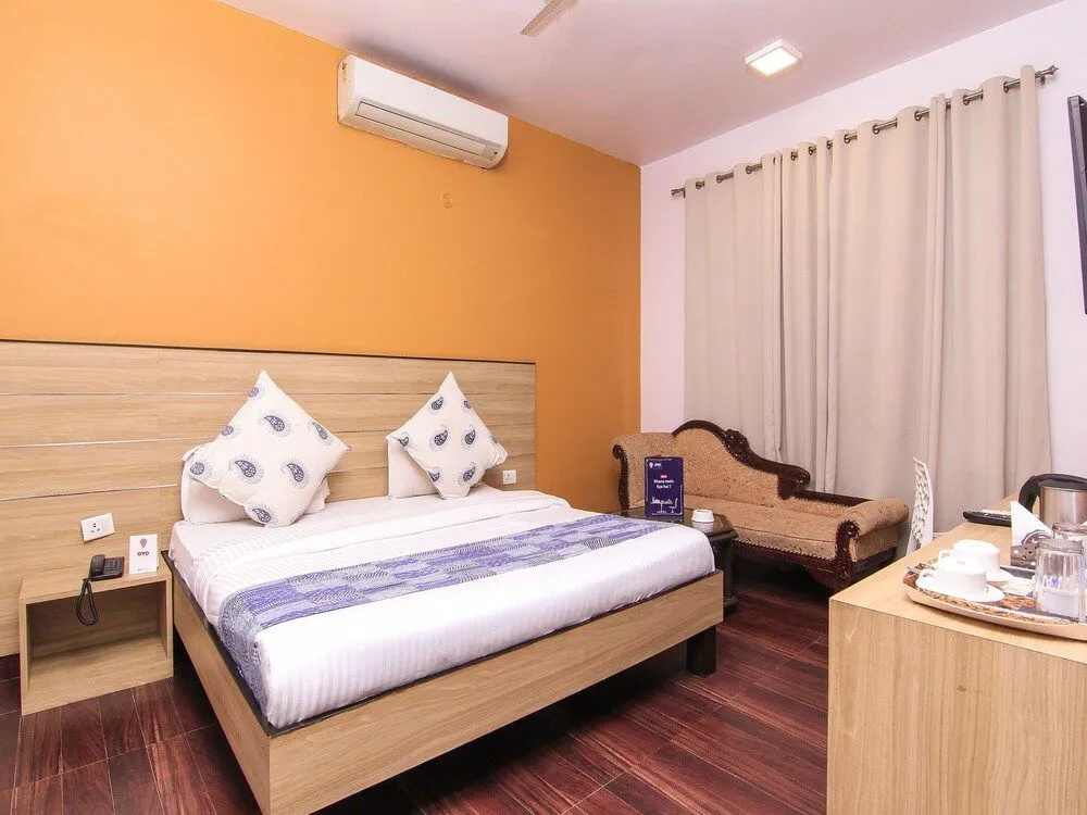 OYO 7018 IVY Boutique Stays
