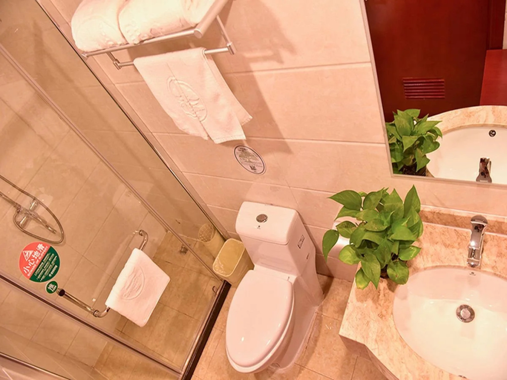 GreenTree Inn BaoDing Xiong county XiongZhou Road Express Hotel