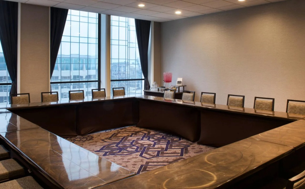Sheraton Indianapolis City Centre Hotel
