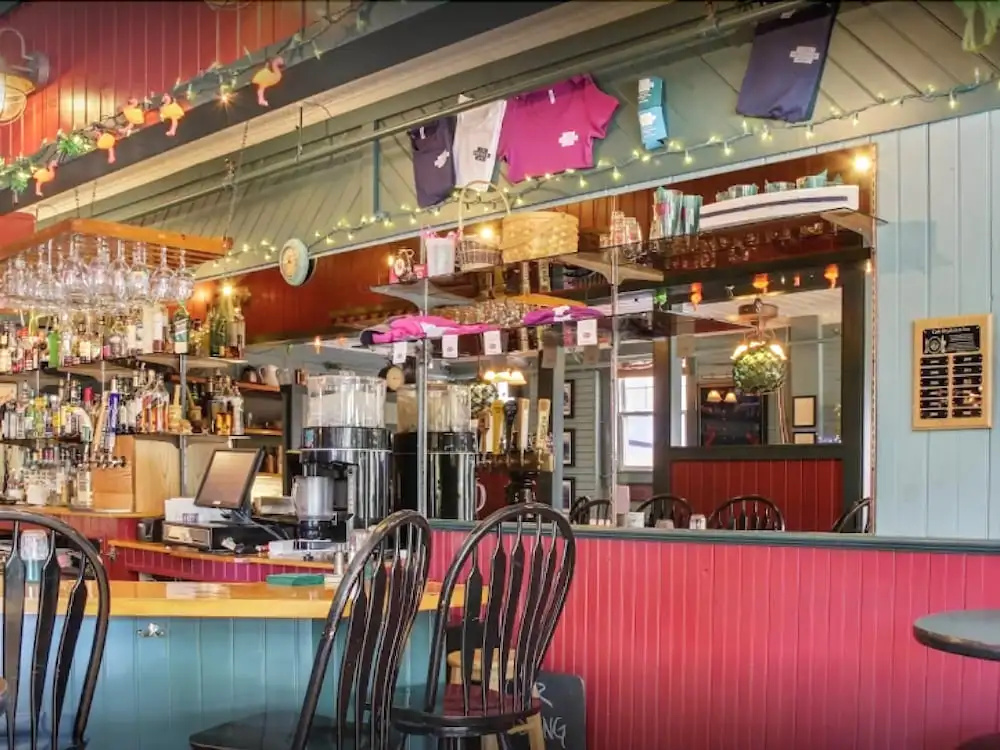 Drydock Cafe & Inn