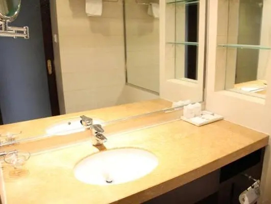 She & He Apartment - Zhujiang New Offshore