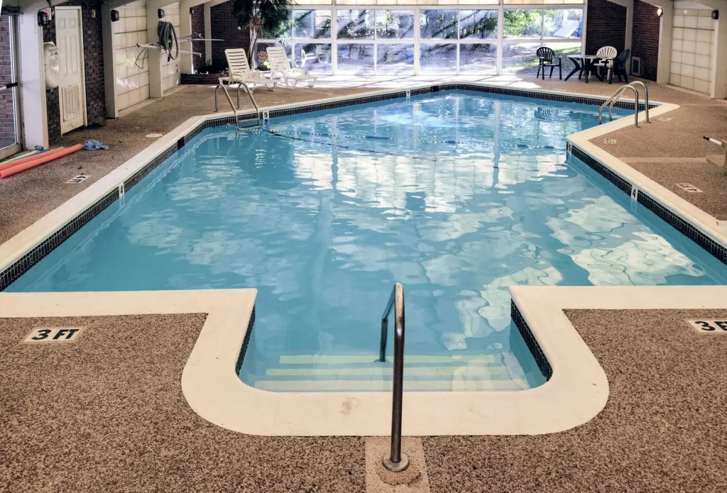 Motel 6-Danvers, MA - Boston North