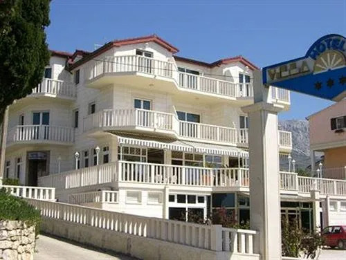 Hotel Riva Kaštela with swimming pool