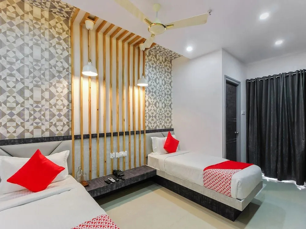 Super Capital O Hoysala Inn