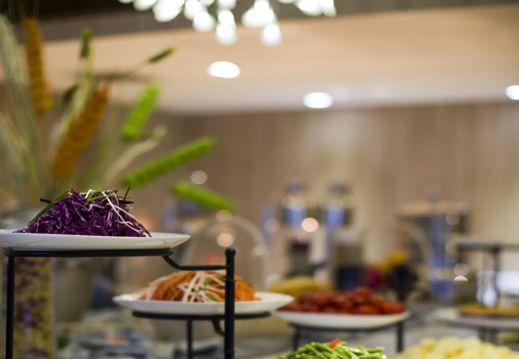Atour Xian Yanta Hotel