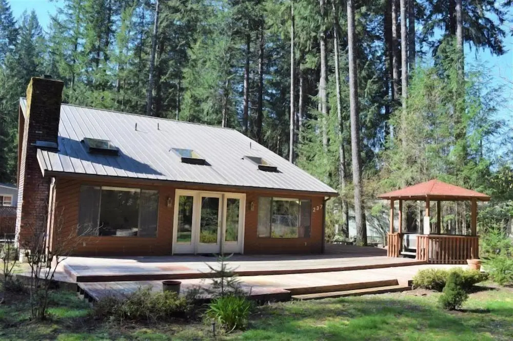 Hopes Cabin