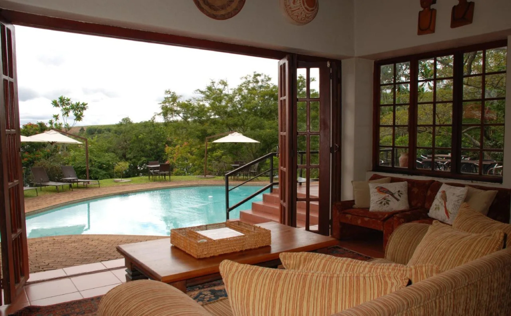 Hulala Lakeside Lodge