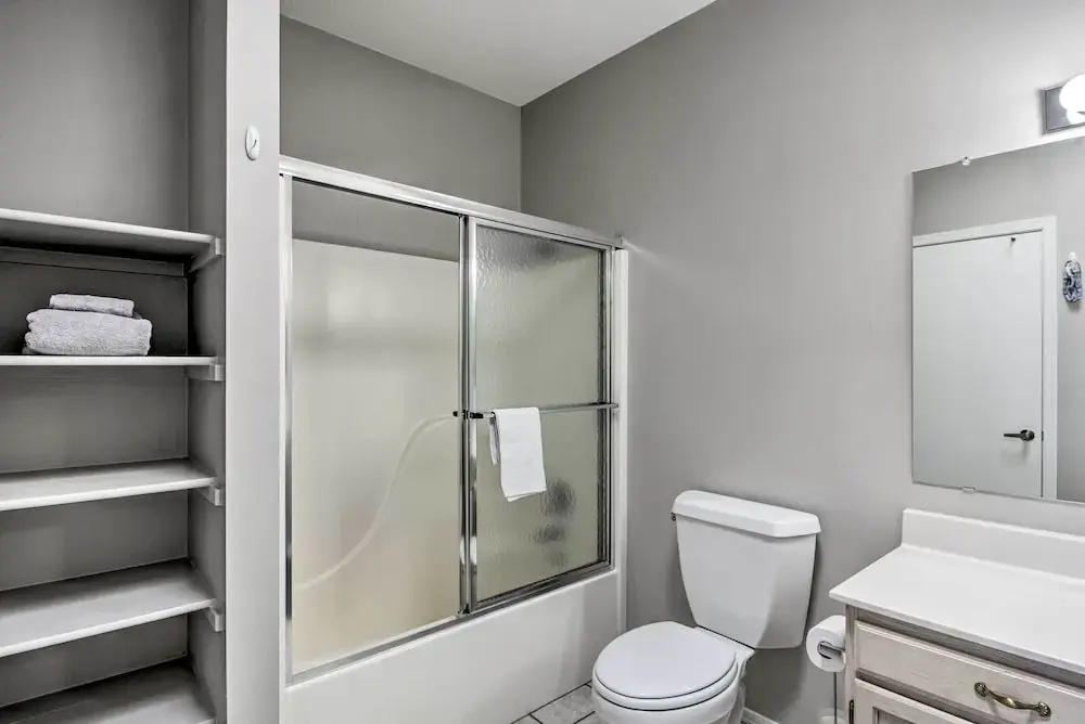 Tranquil Green Valley Townhome w/ Mtn Views!
