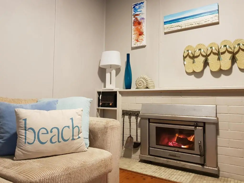 CHILL-OUT BEACH HOUSE - One Mile Beach