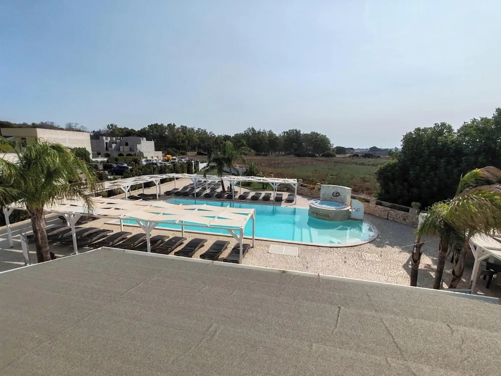 Pino Residence