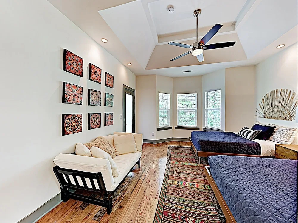 New Listing! Hip 3-story In East Nashville 4 Bedroom Home