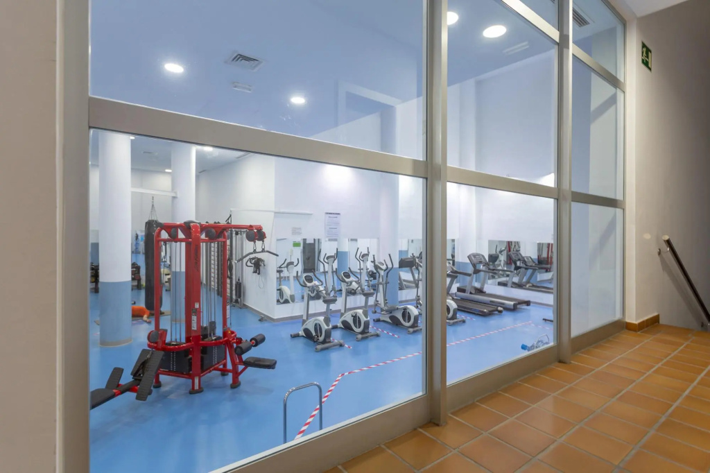 BAHIA DE LA PLATA 1D DELUXE PISC CAT 3 - Beautiful apartment near the sea, with private pool and free WiFi.