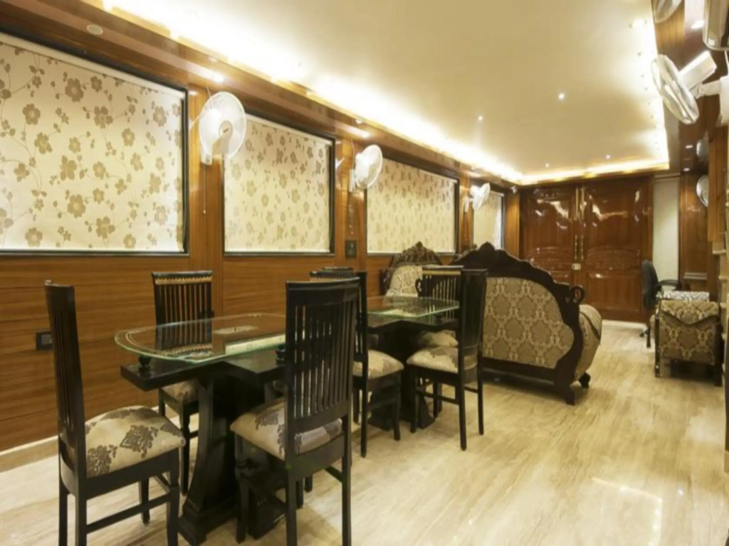 Wood Castle Grand