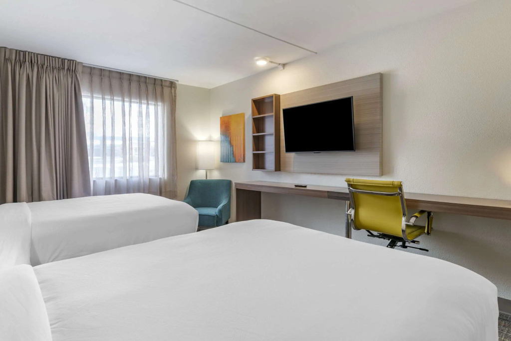MainStay Suites Lexington I-75