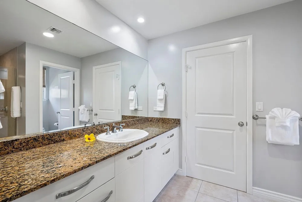 Concierge Included - Ocean View - Walk to Beach - Central AC - Vrkcv