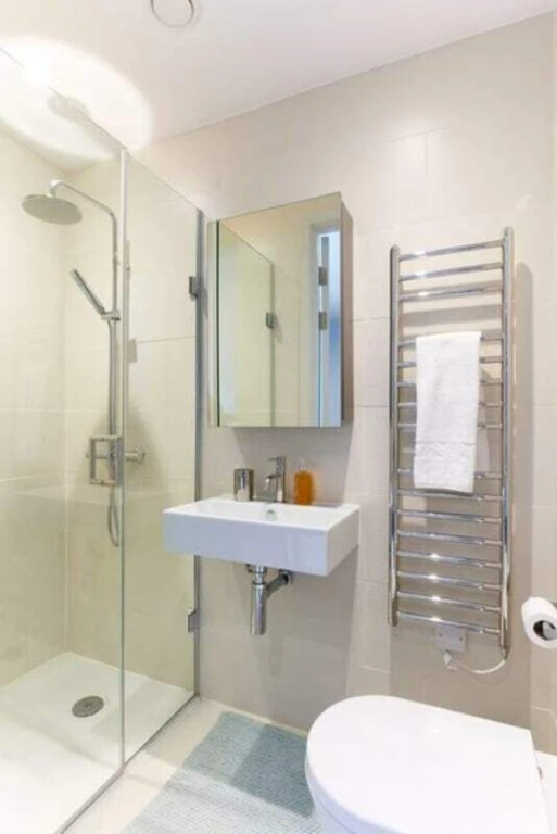 Modern 2bed Apt W/balcony in Kings Cross