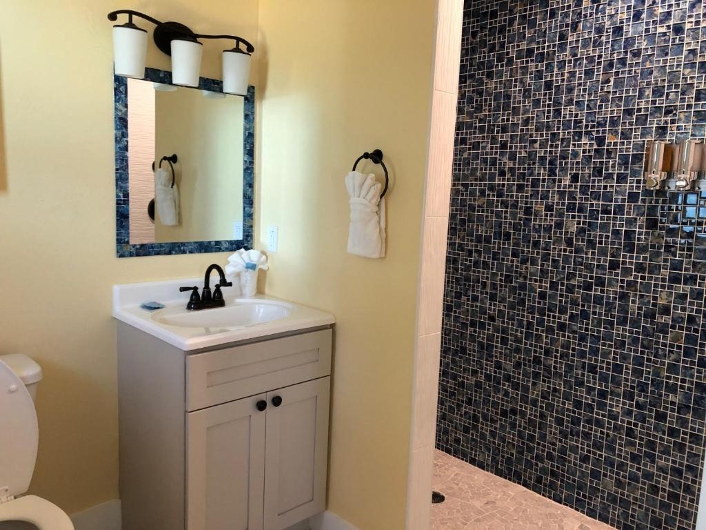 Siesta Key Palms Resort