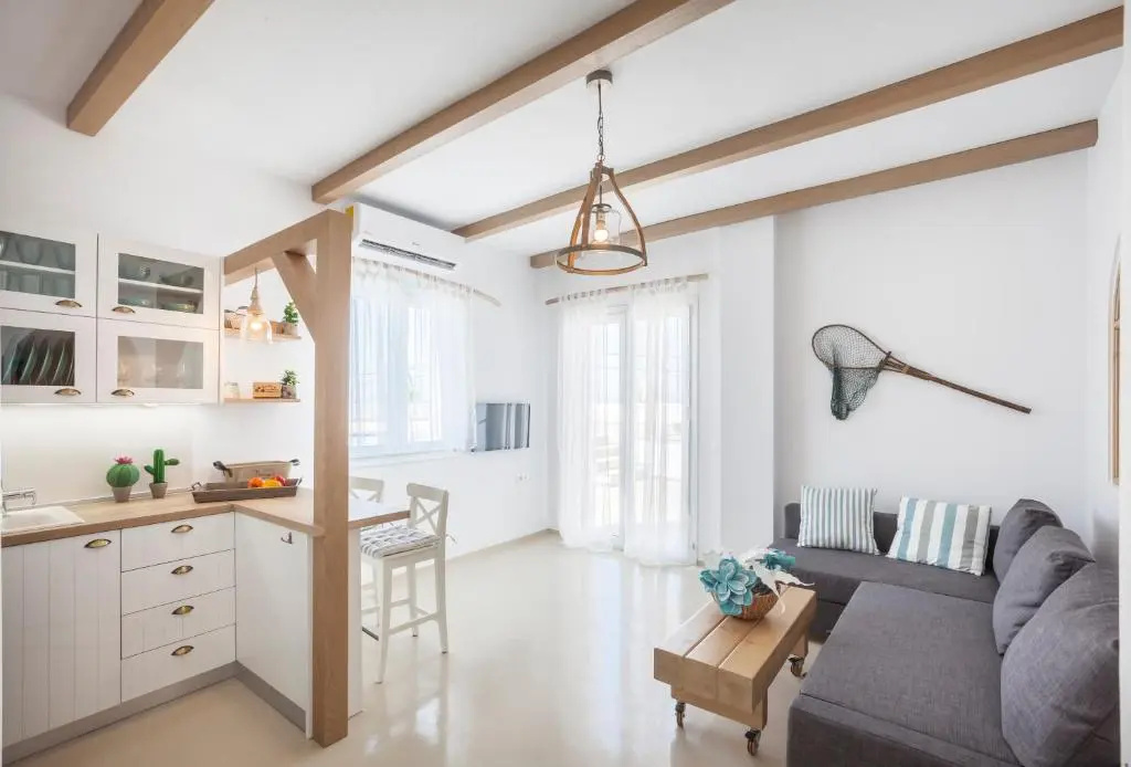 Nautilus Sea View Suite 4