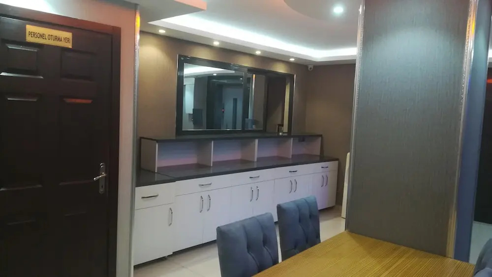 Beyce Hotel