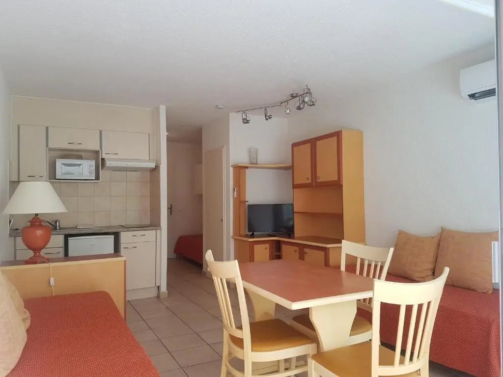 Appartement Saint-Raphaël, 1 pièce, 3 personnes - FR-1-466A-39