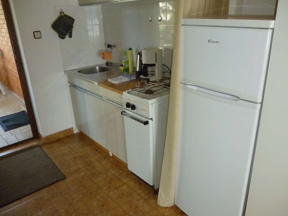 Apartments Zaterini-on Quiet Location