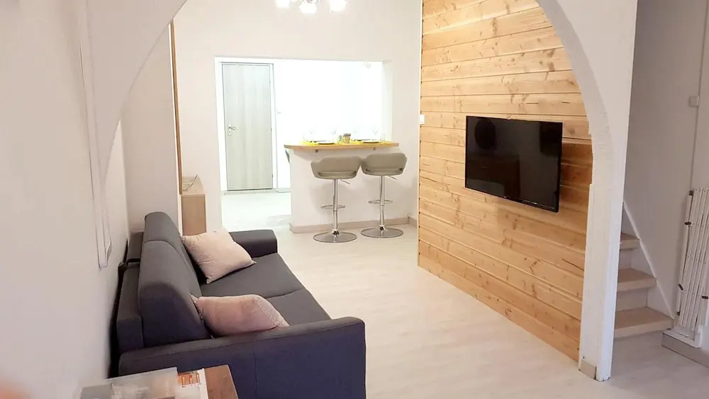House With one Bedroom in Saint-amand-les-eaux, With Wonderful City View and Wifi