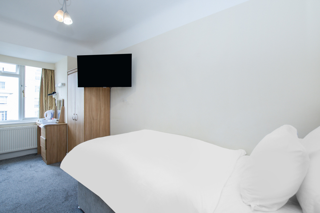 Russel Court Hotel Bournemouth Central