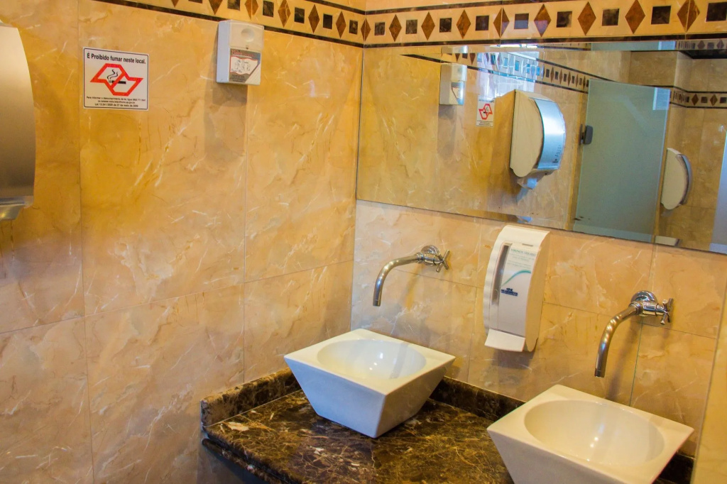 LOpera Hotel