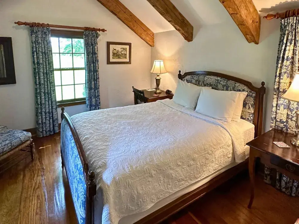 Goodstone Inn & Restaurant