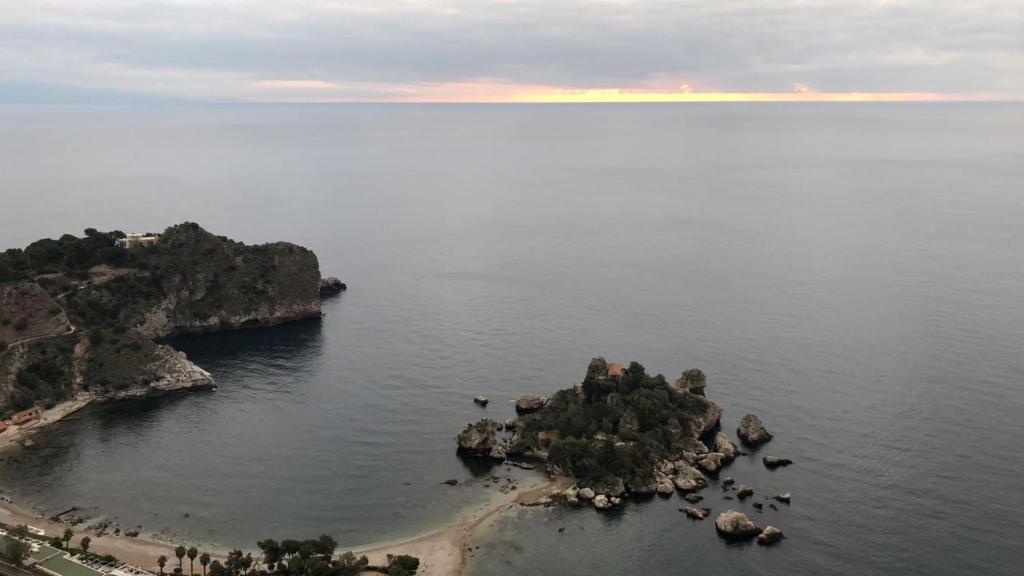 Pina's tao sea home