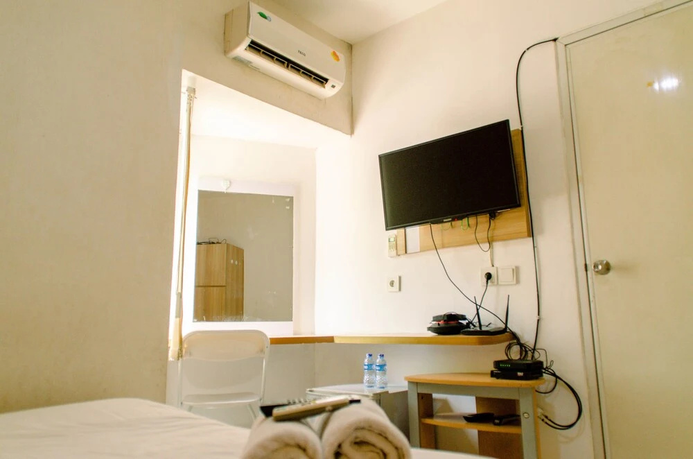 Cozy Living Studio Apartment At Aeropolis Residence