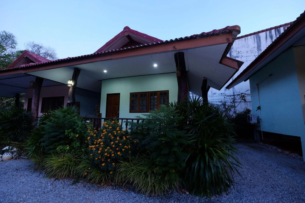 Pum and Plam Homestay Resort