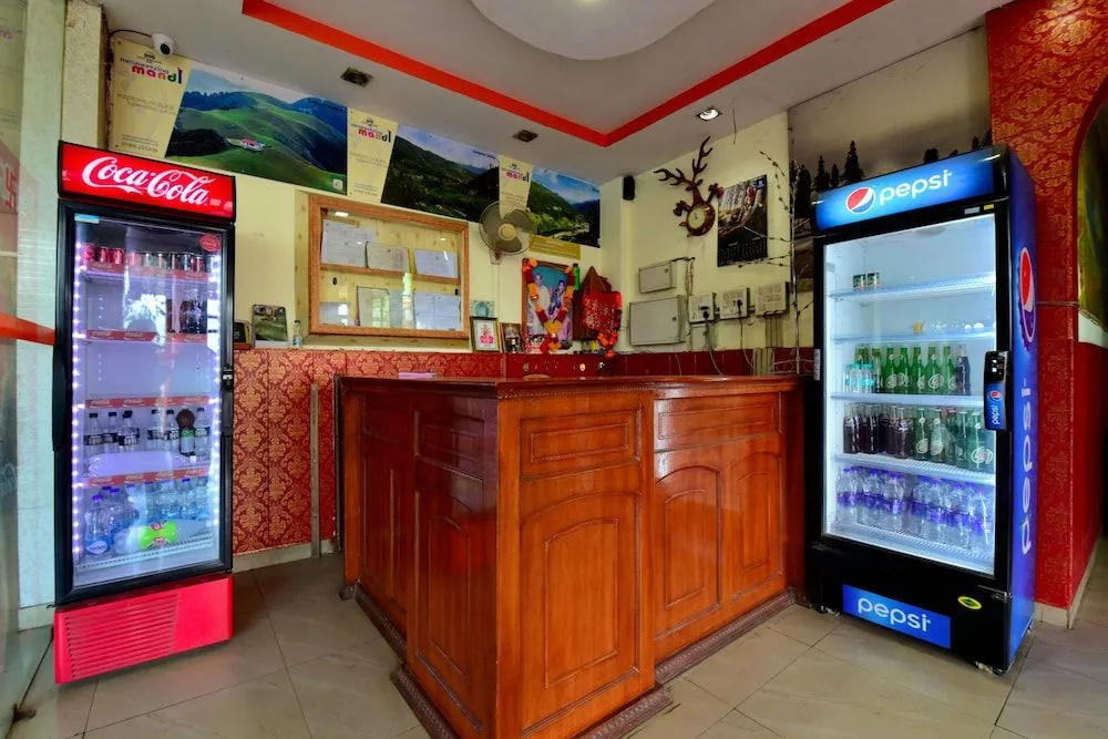 Oyo 29302 Besillio Grand Hotel