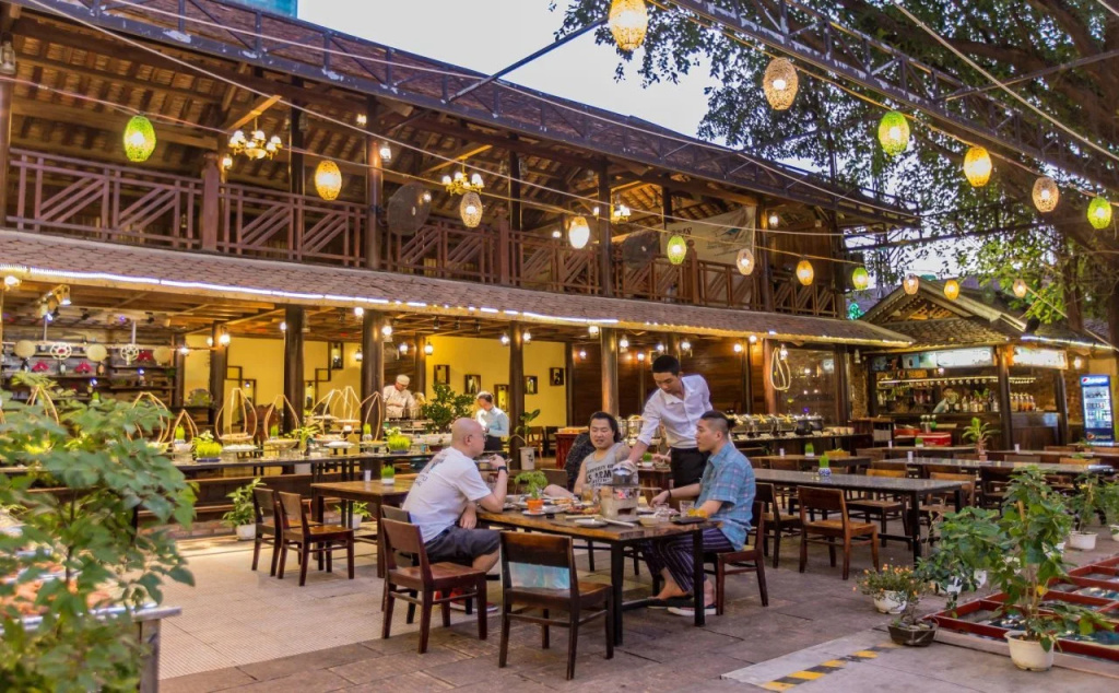 Yasaka Saigon Nha Trang Hotel & Spa