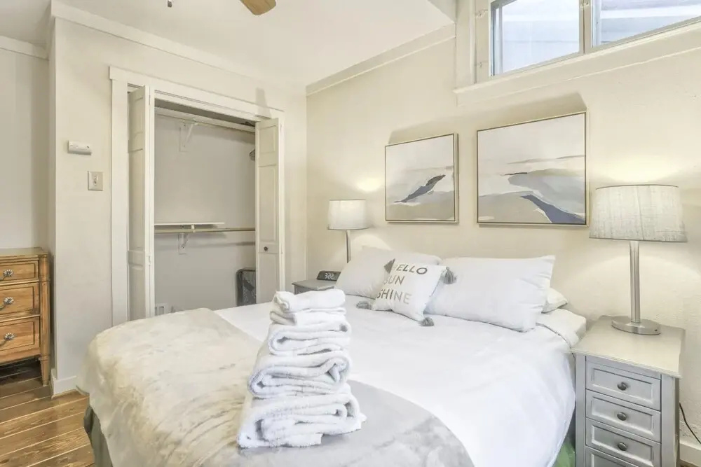 2BR Old Colorado City Dog Friendly!